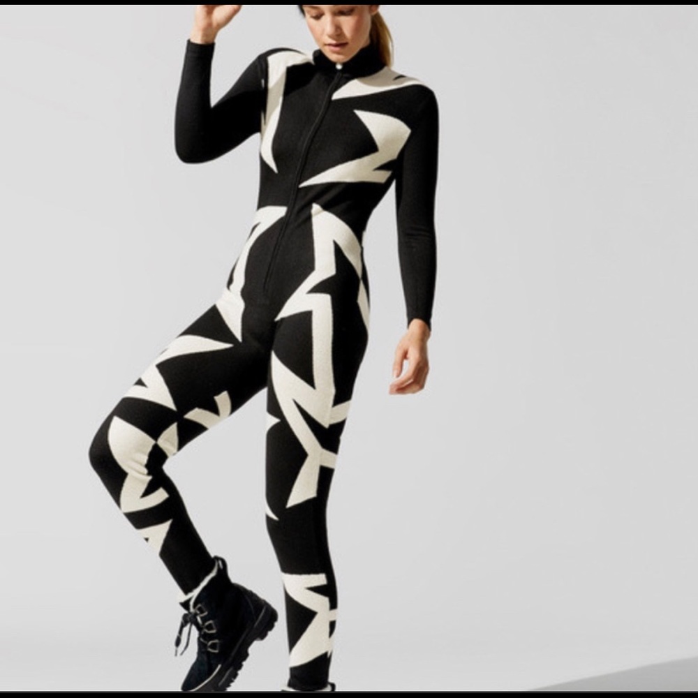 PERFECT MOMENT WOMEN’S MERINO WOOL STAR ONESIE